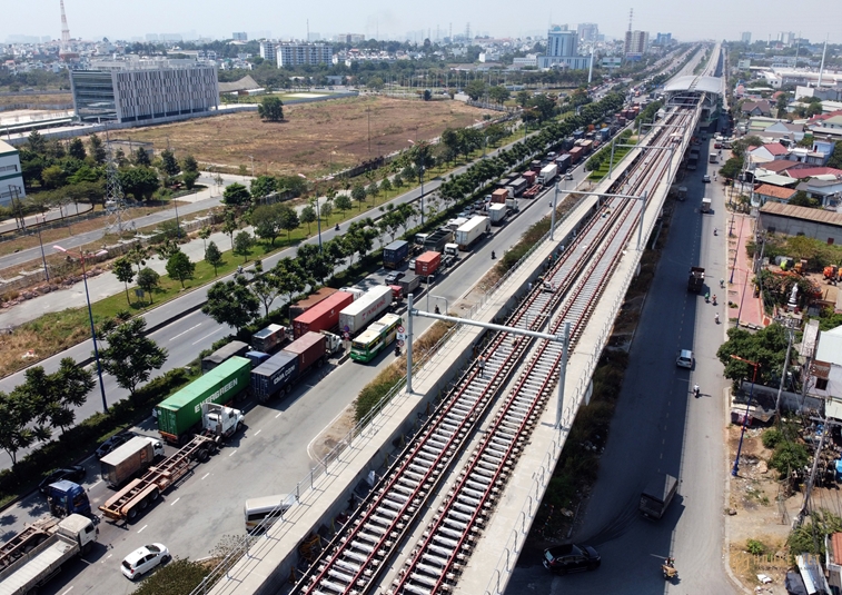 Tuyến metro số 1 Bến Thành – Suối Tiên là một trong những dự án hạ tầng nổi bất nhất khu vực nhà đất quận 9