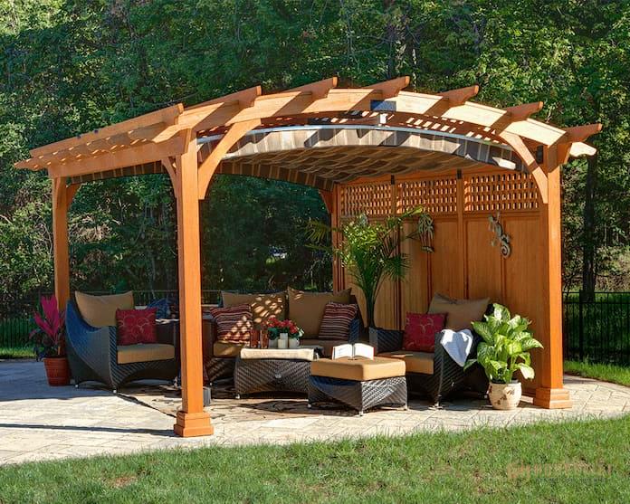 Ảnh 5: Khi tìm hiểu pergola là gì, nhiều người thường nhầm lẫn nó với arbor
