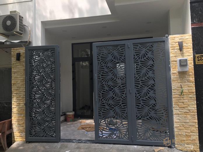 Mẫu cửa chính đẹp 