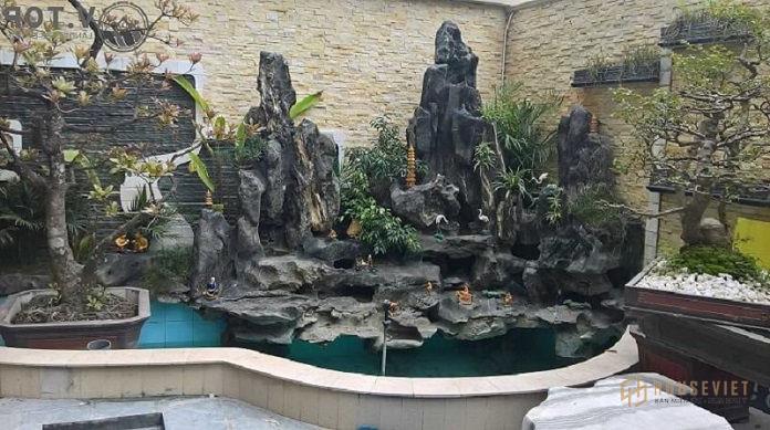 Mô hình non bộ trong bể đơn giản