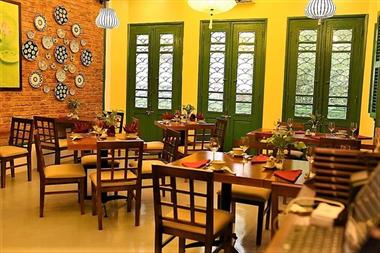 "Chiu" để thiết kế nhà hàng đồng quê đẹp không chê vào đâu được