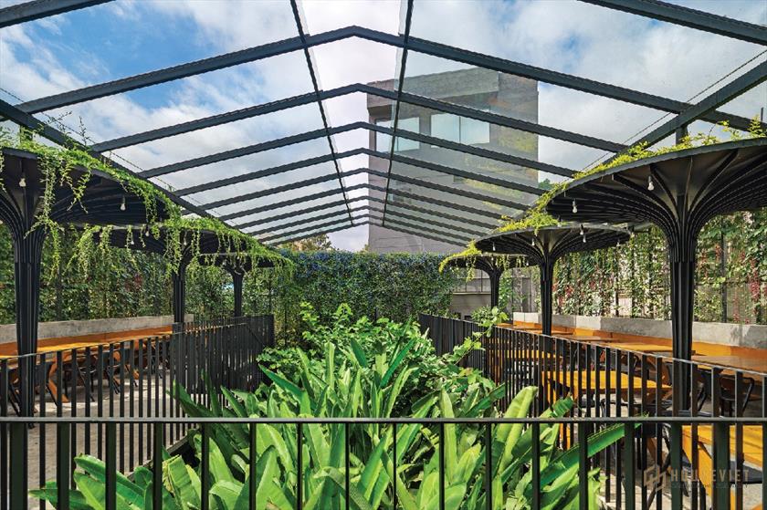thiết kế nhà hàng sân vườn đẹp