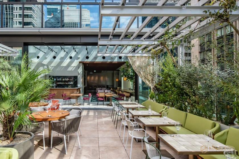 Nhà hàng sân vườn hiện đại