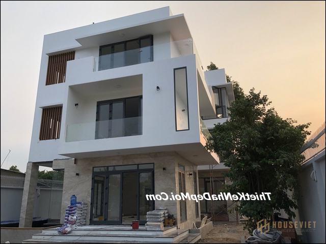 Mẫu biệt thự mini 3 tầng đẹp mái bằng 7x14m