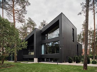 Nét hiện đại toát lên từ ngôi biệt thự sang trọng, với không gian riêng thỏa mãn niềm đam mê của gia chủ