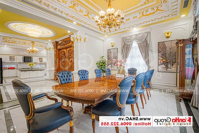 Loạt ảnh thực tế căn biệt thự tân cổ điển sang trọng hàng chục tỷ đô khiến hàng triệu con tim thổn thức 34 Hình ảnh thực tế không gian bếp và phòng ăn đẹp hoàn hảo của ngôi biệt thự 4 tầng