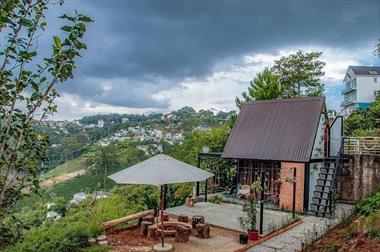 Leng Keng homestay có view nhìn ra thung lũng mây săn tuyệt đẹp