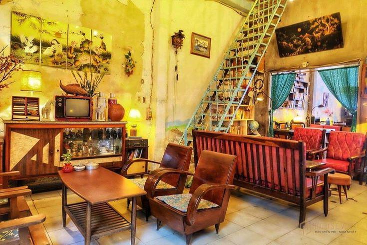 Tận dụng mặt bằng nhỏ - cũ để sắp xếp đồ trang trí