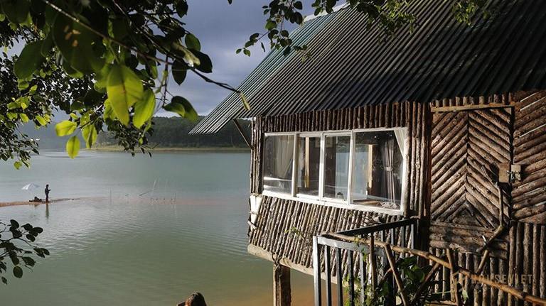 lake-1656413024.jpg