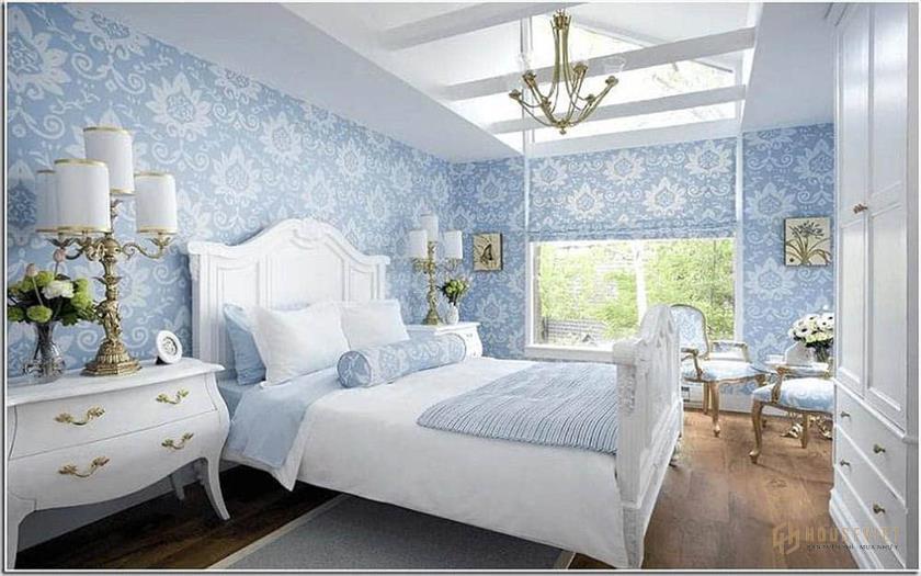 Phòng ngủ sử dụng giấy dán tường hoa văn tân cổ điển
