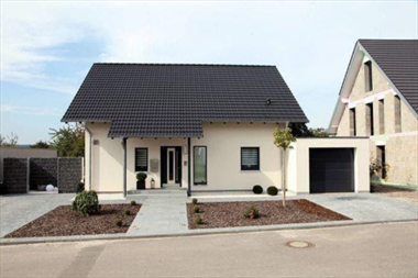 Kiến tạo kiến trúc hiện đại từ mẫu nhà ống 1 tầng diện tích 6x20m