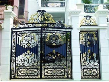 Mẫu cổng sắt đẹp đang rất được ưa chuộng hiện nay