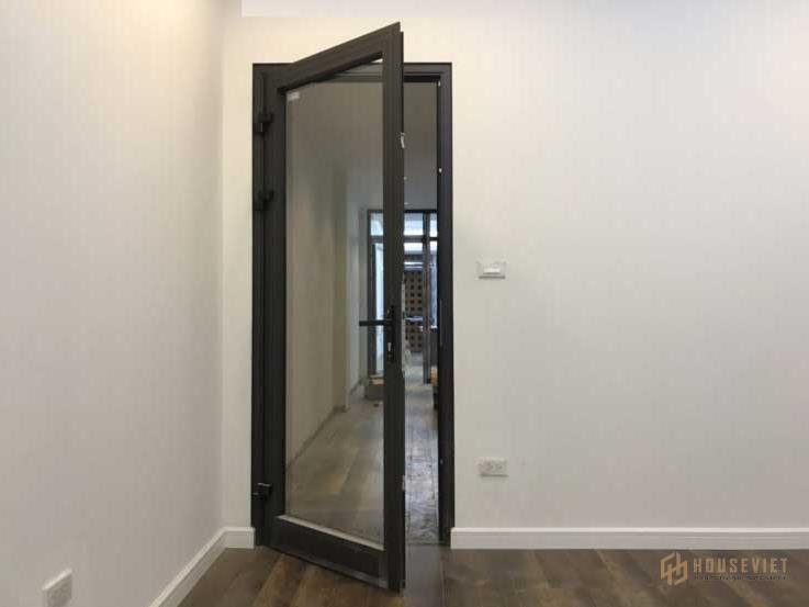 Mẫu cửa nhôm kính 1 cánh đẹp cho không gian của bạn