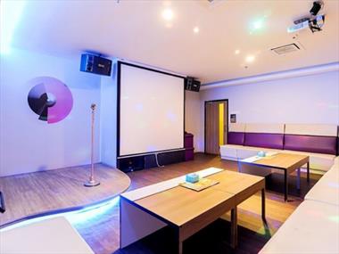 Tư vấn thiết kế thi công phòng Karaoke gia đình đẹp