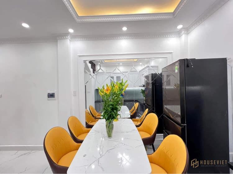 Bán Đất Phố QUAN NHÂN– Ngõ Ô Tô – 2 Thoáng – DT 50m Mặt Tiền 6,8m Chào