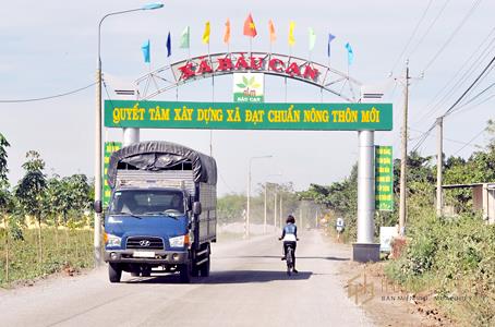 Biệt thự sân vườn có ao đẹp, 1067m2, Chỉ 2.69 tỷ, Cách Quận 2 chỉ 30km
