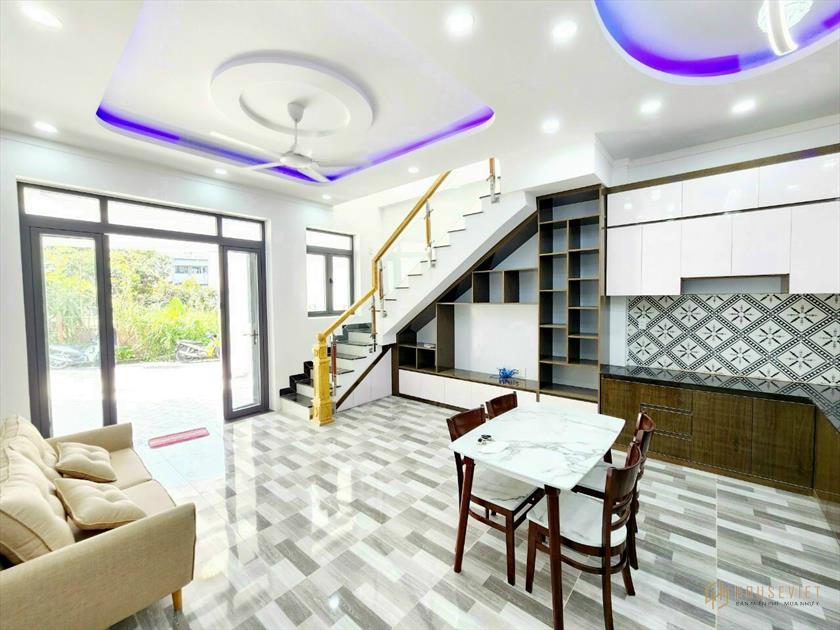 Bán Gấp nhà 1lầu 1trệt mới hoàn thiện 68m BH Chỉ: 3Tỷ500Triệu.