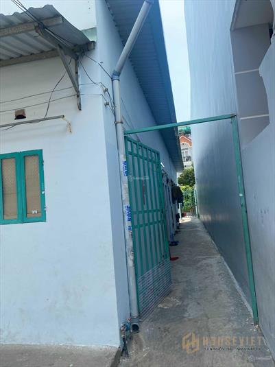 Chính chủ cần bán nhà 144m2 Chuyên Dùng 9, đang cho thuê dãy phòng trọ