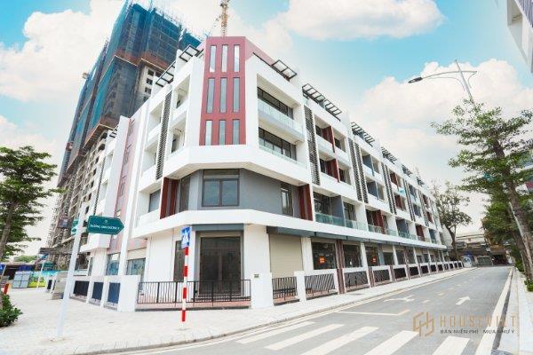 Bán Shophouse khối đế Bình Minh Garden ngay sảnh cư dân view đài phun nước