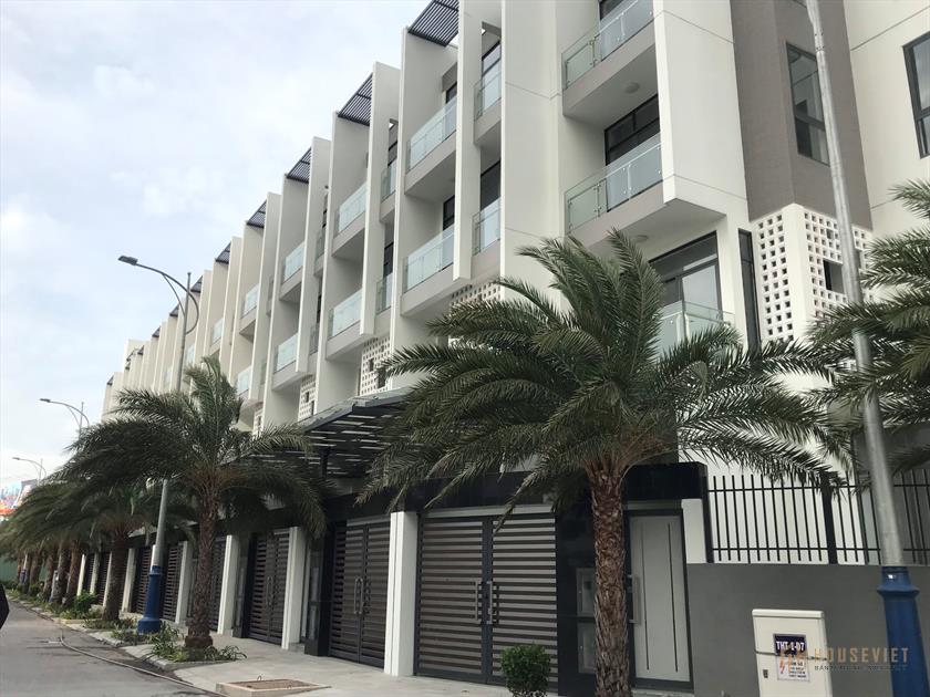 NHÀ PHỐ COMPOUND T.TÂM QUẬN 2, SỔ ĐỎ, 472M2 SÀN, 5X25 GIÁ GỐC 25 TỶ