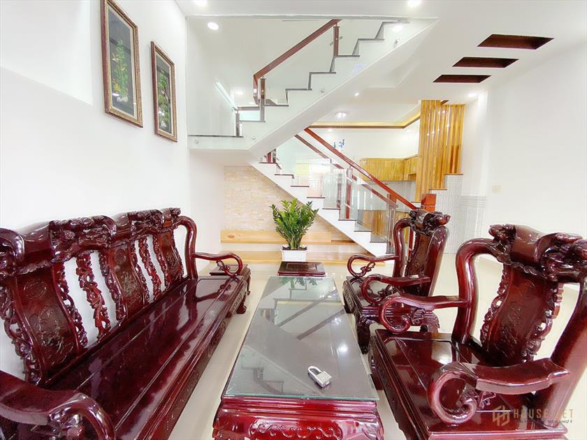 Chủ có việc nên hạ giá chốt nhanh nhà 2 tầng đường oto cầu dứa Phú