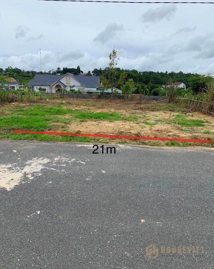Ngang 21m full thổ, đường lớn 20m, 1 tỷ 300 triệu tôi lo mọi chi phí