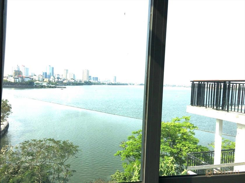 Bán Đất Mặt Phố Trích Sài 90m2, MT 7,8m, Vị Trí Trong Mơ. View Hồ Tây