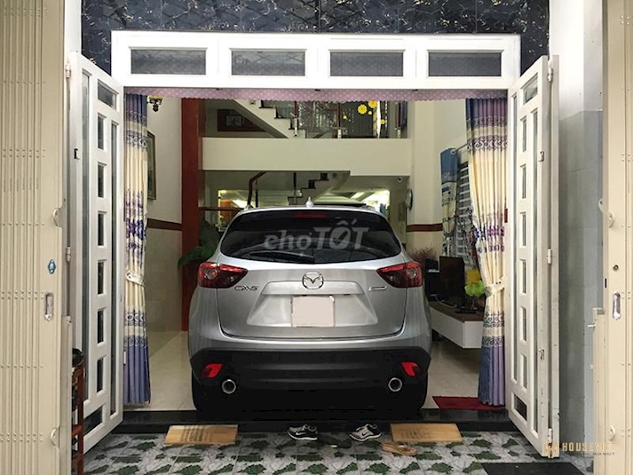 Nhà 1 trệt 4 lầu 76m2 đường Lê Văn Thọ, P14, GV