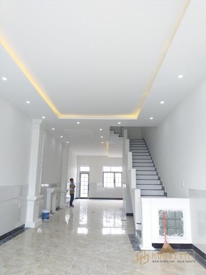 Cho Thuê nhà Shophouse Mặt Tiền đường Mê Linh, view Hồ, Liên Chiểu, ĐN