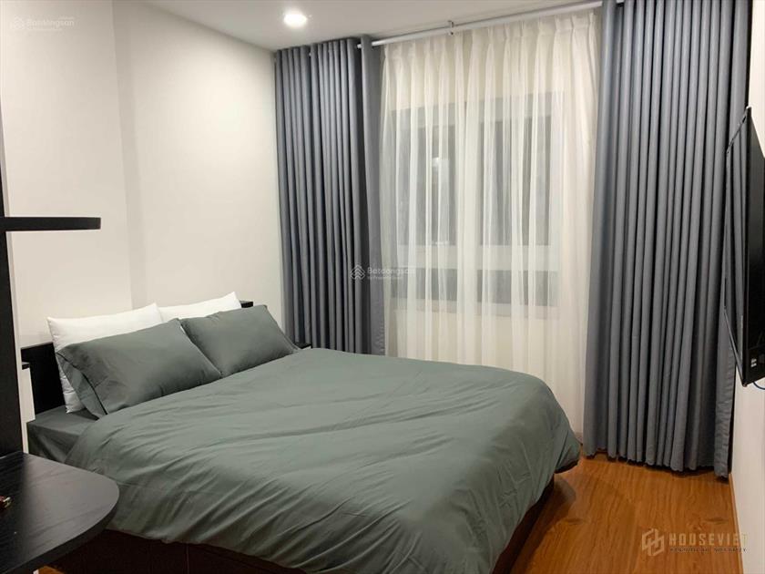 Căn góc 2 view Quận 1, 72m2 tặng nội thất , nhà lót sàn gỗ
