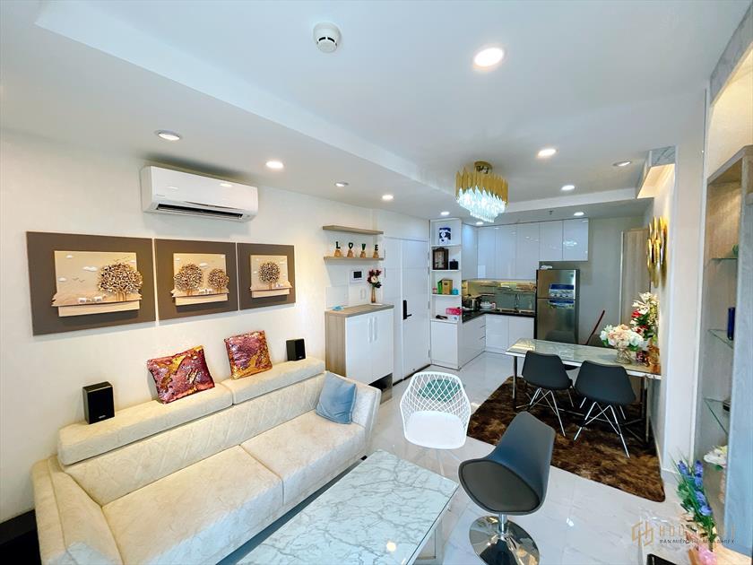 Cho thuê căn góc Terra Royal 58m2 2PN 1WC giá 25tr/th, view Landmark