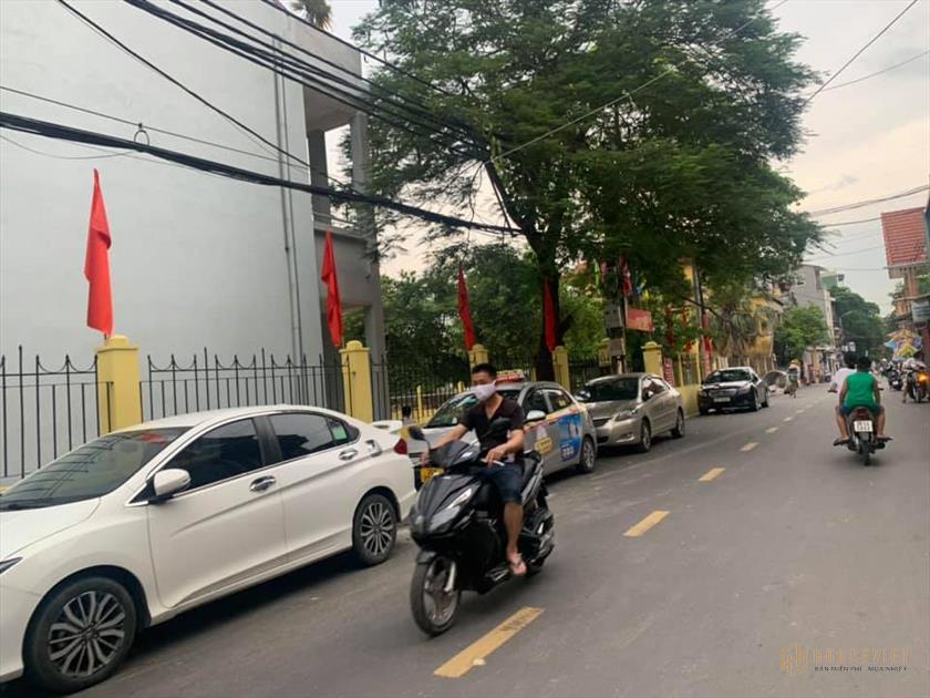 Bán nhà Phân lô- Kinh doanh Hoàng Diệu- 50m2x 5 tầng x8,4 Tỷ