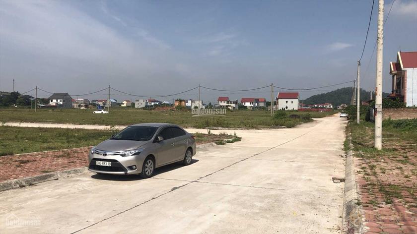 Bán gấp lô đất nhìn trực tiếp công viên cây xanh 100m2 giá chưa từng có ở Hồng Tiến. sổ đỏ cầm tay
