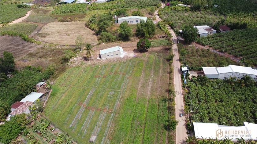 Cần bán!!! 3 sào đất ngay trung tâm xã Vĩnh Tân