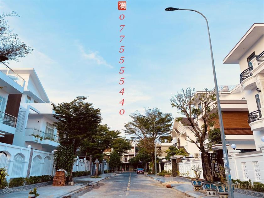 Biệt thự 2 lầu tại khu phố mới Hùng Vương, P9 TP Tuy Hoà, 270m2 đất