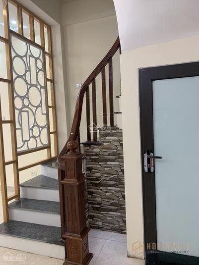 NHÀ 31M2, SỔ ĐỎ 4 TẦNG NGÕ 467/118 LĨNH NAM - HÀ NỘI. BÁN 2,7 TỶ