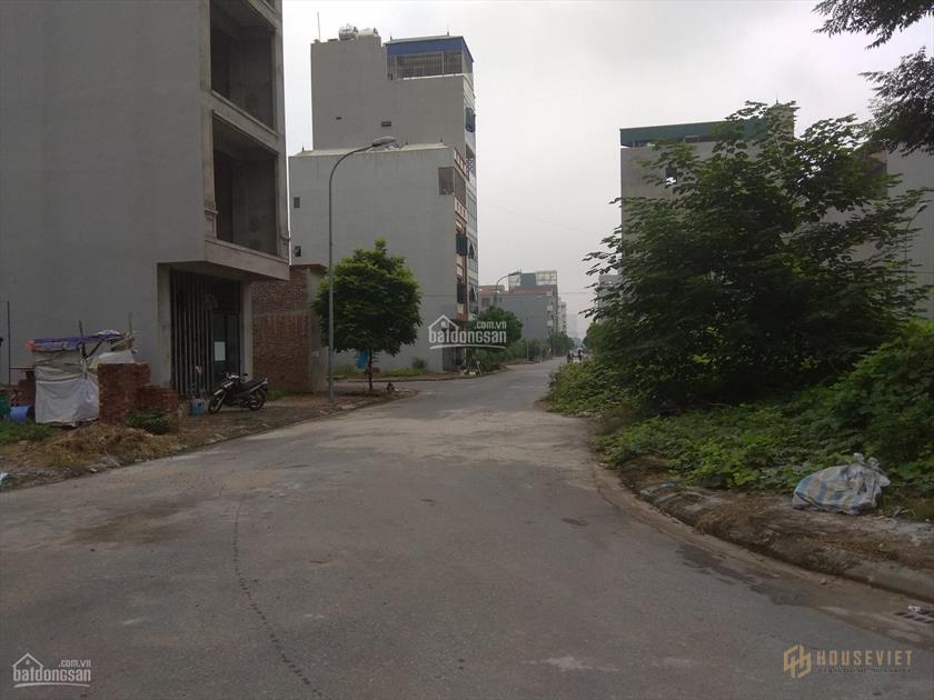 Chính chủ cần bán lô đất Đông Dư, ô tô tải qua nhà, mặt ngõ thông, 34m2. MT 3.5m, giá 1 tỷ LH Hải
