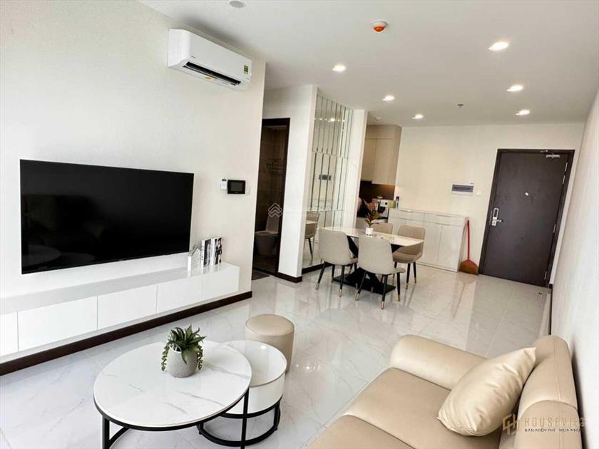 Thanh lý căn hộ C Sky view 2 pn giá 2 tỷ DT 79.9m2, giá tốt nhất