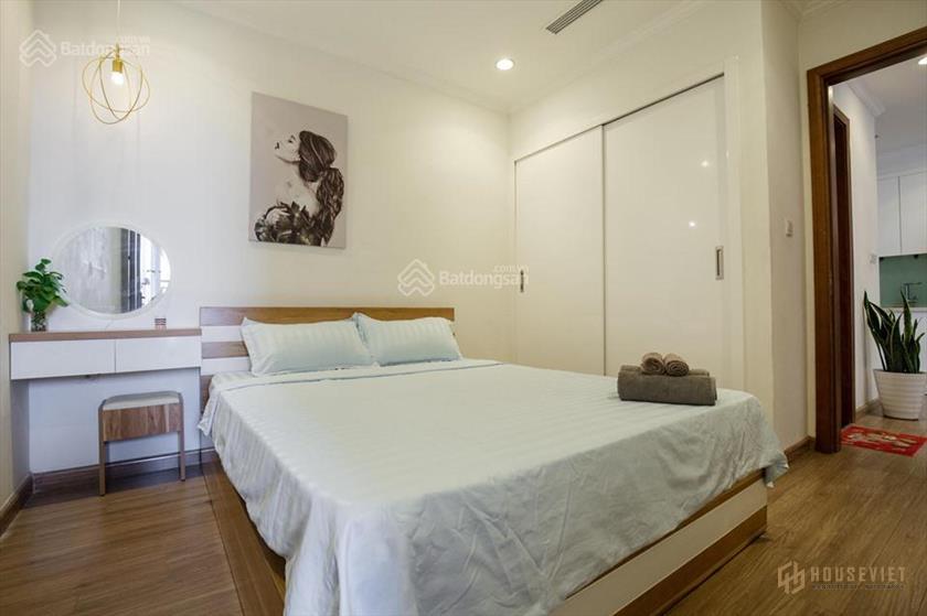 Bán căn hộ 2PN tại Park Hill, Times City. Tầng trung đẹp, giá 3.5tỷ