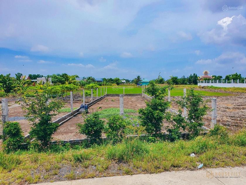 Bán lô đất thổ cư có sổ hồng 6x20m giá chỉ 950 triệu, huyện Cần Đước
