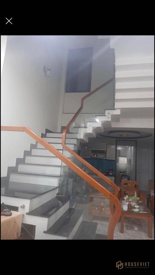 Tìm đâu xa sôi căn nhà cực đẹp Lê Văn Hiến đây rồi