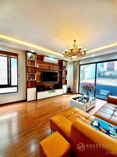 Bán nhà lô góc Trần Khát Chân, 2 thoáng, ngõ thông, oto đỗ cửa