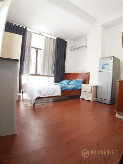 Mặt tiền Lý Chính Thắng - sát vách Q1, nhà mới