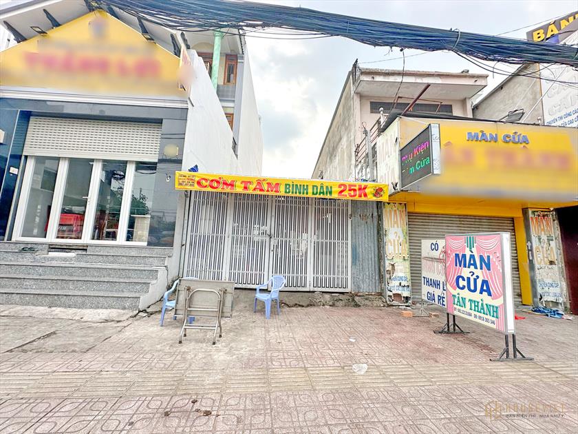 Bán lô đất 85m² mặt tiền Huỳnh Tấn Phát Q7 vị trí KD đẹp giá 15.5 tỷ