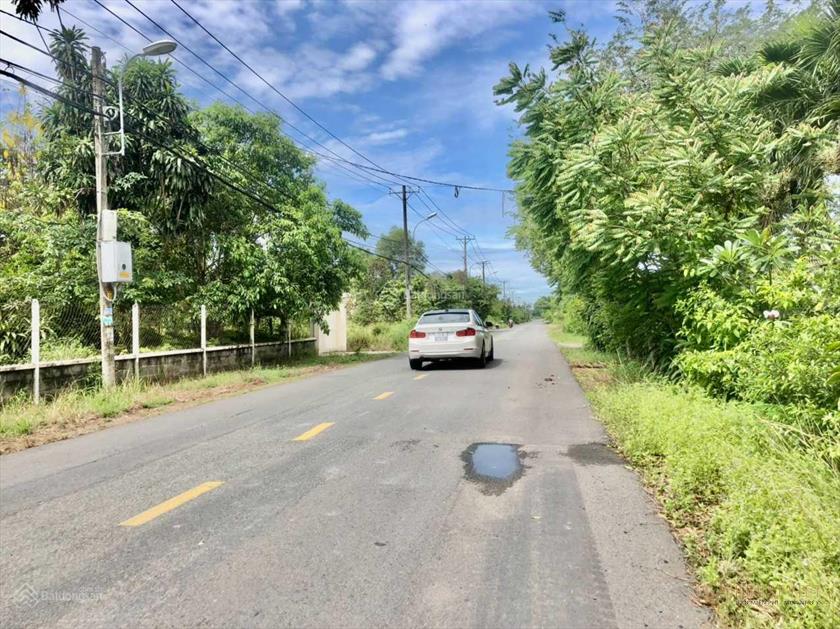 Chính chủ bán nhanh đất mặt tiền Bàu Lách. DT: 25m x 60m = 1539m2