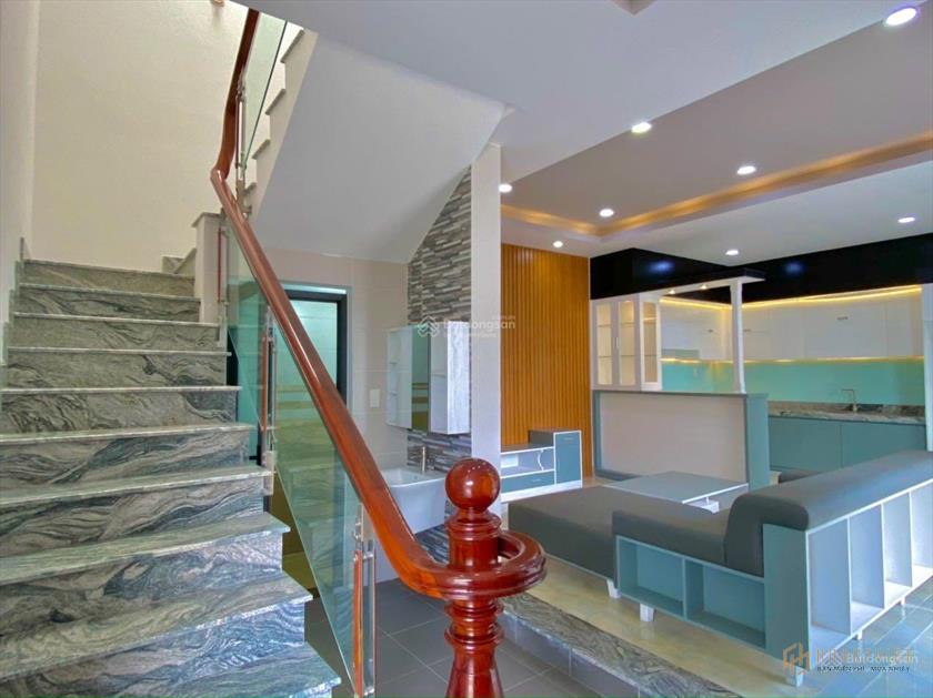 Bán nhà lầu đẹp phường Hố Nai 1 GX Bắc Hải 75m2 thổ cư