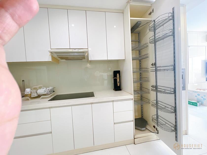 CẦN BÁN GẤP CĂN HỘ PARKSON HÙNG VƯƠNG PLAZA 03 PHÒNG NGỦ 130M2