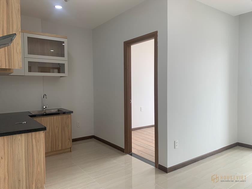 Kẹt tiền bán nhanh căn hộ Bcons Plaza mới giao nhà