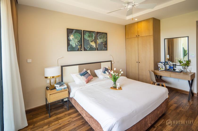 Bán nhà HĐ 600tr/ năm, DT: 60m2, giá chỉ 6 tỷ mặt tiền Manhattan, xã G
