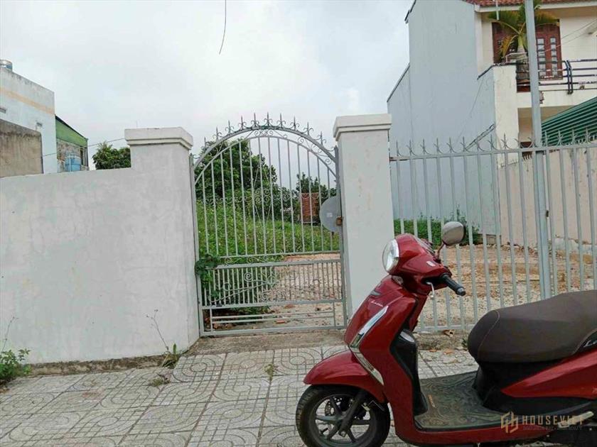 Đất rào sẵn mặt tiền QL20 Bảo Lộc, kế bên Tiểu học Lộc Chaau1 650tr